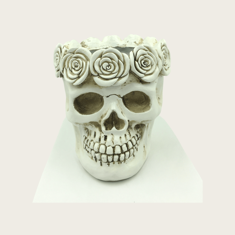 Wholesale Handmade Customized Halloween Home Decorative Poly Resin Skulls Decoration