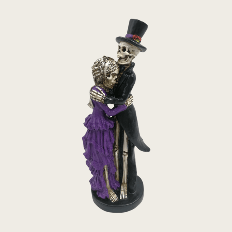 Unique Hot Sale Romantic Halloween Wedding Couple Resin Figurine Bride Groom Skull Sculpture Resin Crafts Home Decoration