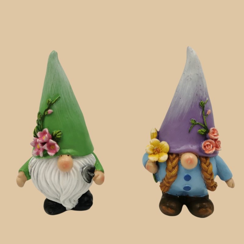 Traditional Holiday Home Garden Decor Custom Resin Christmas Gnome Staute