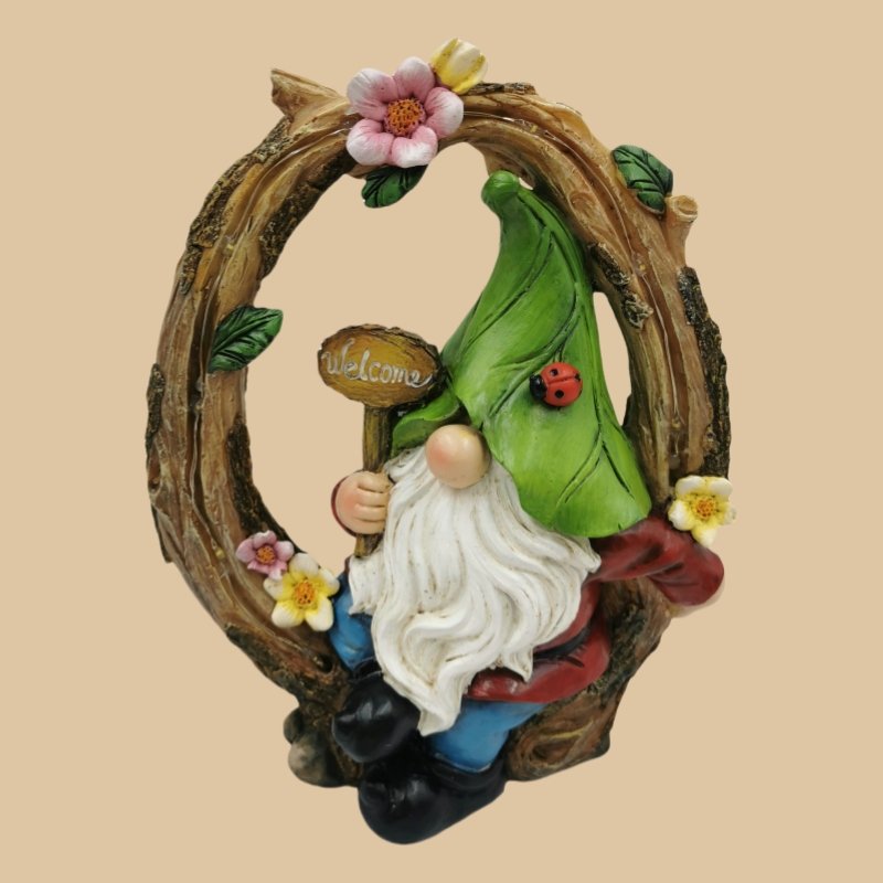 Custom Made Solar Personalized Statue Wholesale Resin Garden Gnome Manufacturers