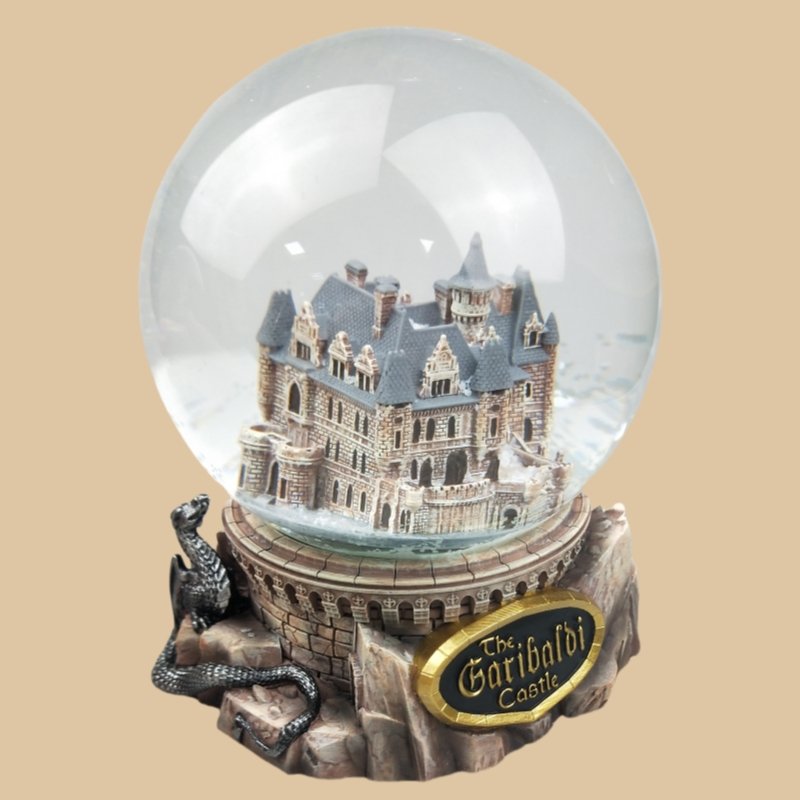 Custom Tourist Souvenir Resin Craft Water Ball for Holiday Decoration Christmas Gift 3D Castle Crystal Mini Snow Globe